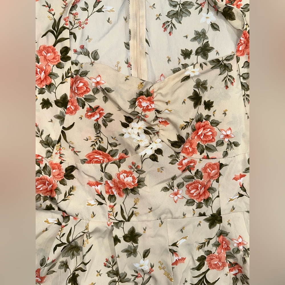 Women’s Beige Floral Midi Dress Puff Sleeve Square Neck - Picture 7 of 7